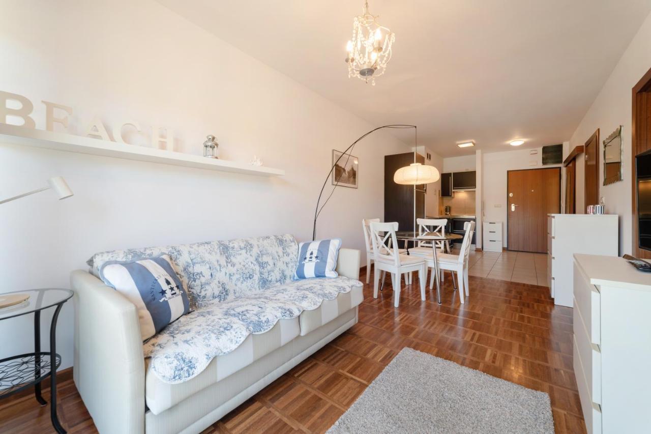 Nowoczesny Apartament W Helskiej Villi W Helu Esterno foto